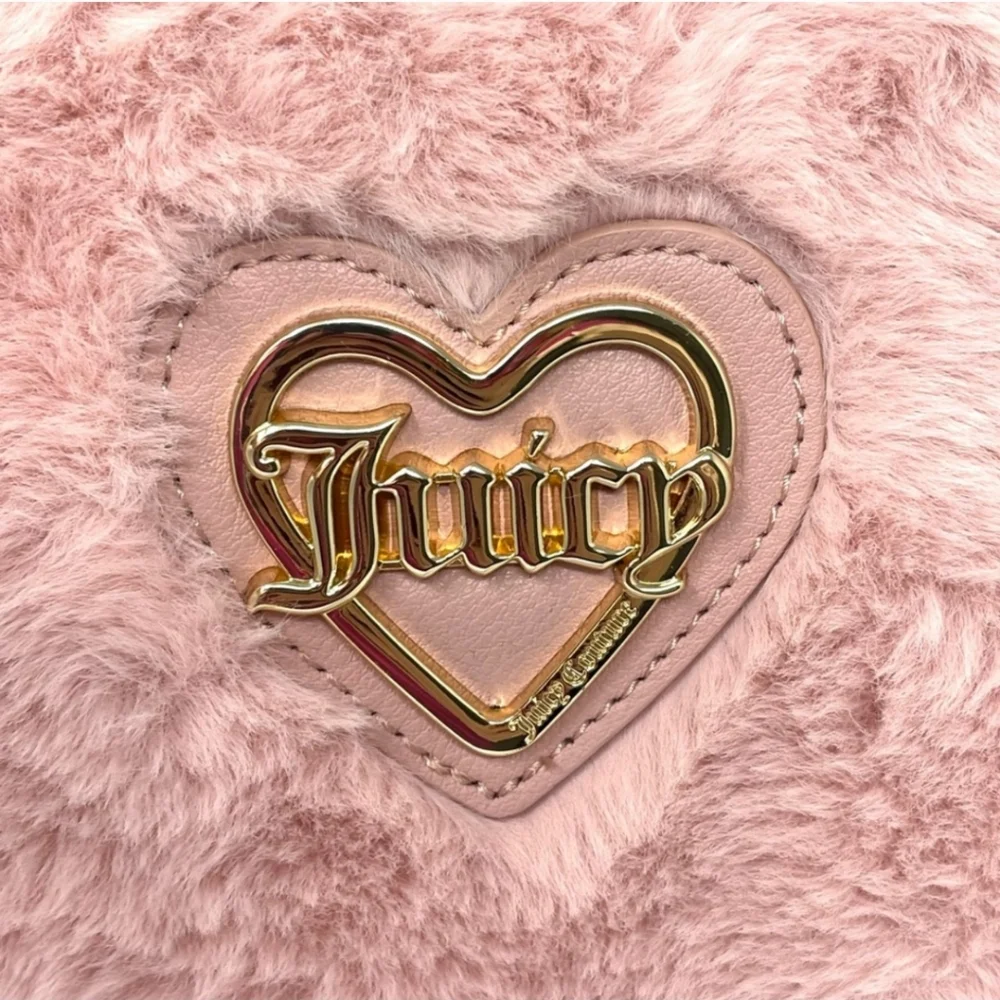 Juicy Couture "Taffy" Heart🩷 Faux Fur Crossbody Purse w/ Matching Card Case - Picture 7 of 11